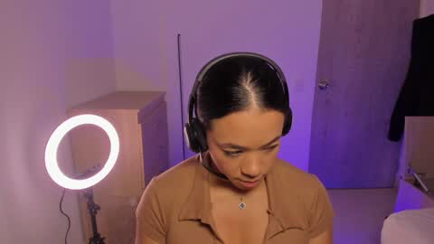 Snapshot of carolina_gaita chatting on 01-25-25, 10:19 carolina_gaita online show from 01-25-25, 10:19
