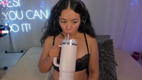 Snapshot of carolina_gaita chatting on 02-19-25, 02:01 carolina_gaita online show from 02-19-25, 02:01