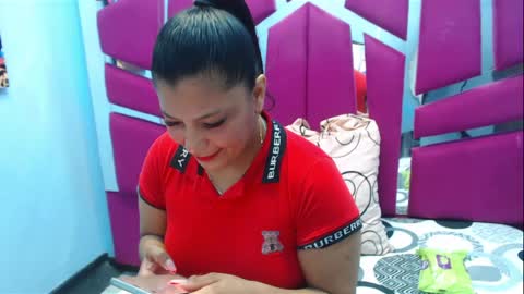 carolina suarez online show from 04-14-26, 02:06