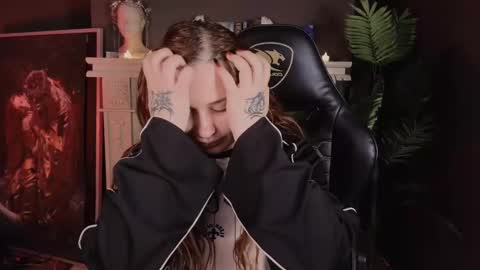 Mira online show from 02-26-25, 06:04