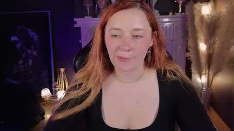 Snapshot of carolina_winter chatting on 06-12-26, 05:17 Mira online show from 06-12-26, 05:17