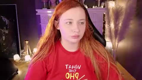 Snapshot of carolina_winter chatting on 06-13-26, 05:38 Mira online show from 06-13-26, 05:38