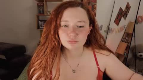 Snapshot of carolina_winter chatting on 07-19-26, 08:34 Mira online show from 07-19-26, 08:34