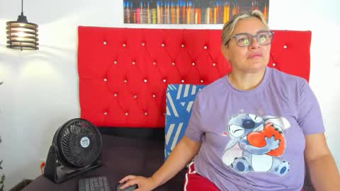 Carolina online show from 10-26-25, 02:56