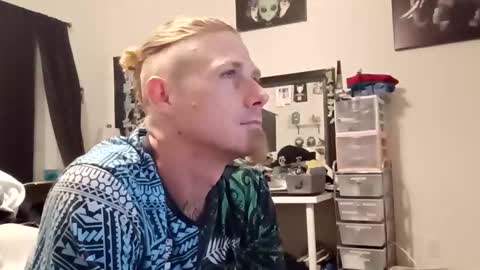 carolinajuggalo17 online show from 05-11-26, 04:07