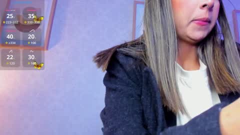 Snapshot of caroline_dh chatting on 01-27-25, 05:37 Caroline online show from 01-27-25, 05:37