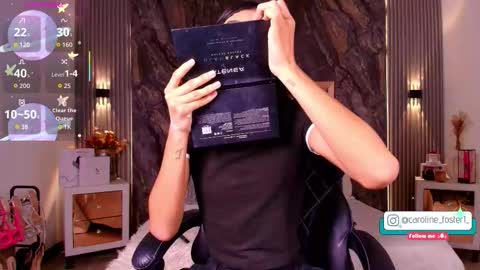 caroline_foster1 online show from 02-17-26, 12:12