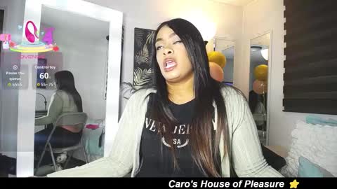 Snapshot of caroline_jackson_ chatting on 12-15-25, 11:14 C A R O L I N E online show from 12-15-25, 11:14