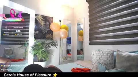 Snapshot of caroline_jackson_ chatting on 12-16-25, 02:00 C A R O L I N E online show from 12-16-25, 02:00