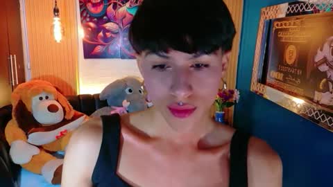 carolinejesh online show from 04-14-26, 12:33