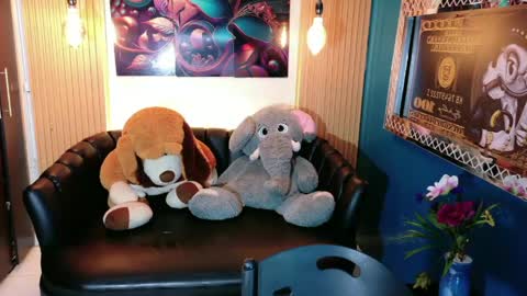 carolinejesh online show from 05-21-26, 12:12