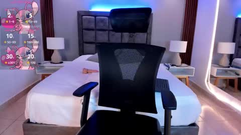 Caro  online show from 11-08-25, 09:46