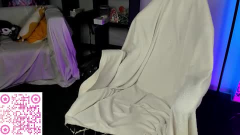 CarolineRichter online show from 11-15-25, 03:15