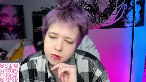 CarolineRichter online show from 11-16-25, 03:12