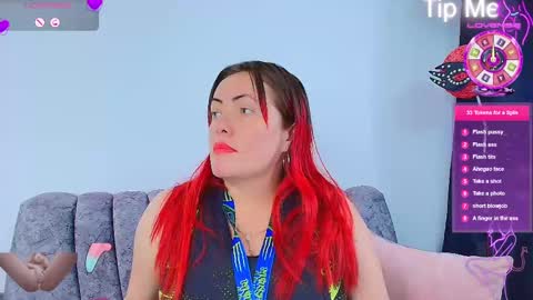 Carolinhe  online show from 10-10-25, 10:20