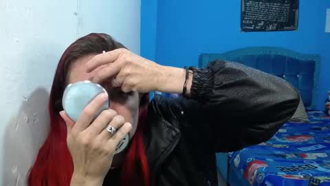 Snapshot of carolinhe_ chatting on 02-10-26, 12:09 Carolinhe online show from 02-10-26, 12:09