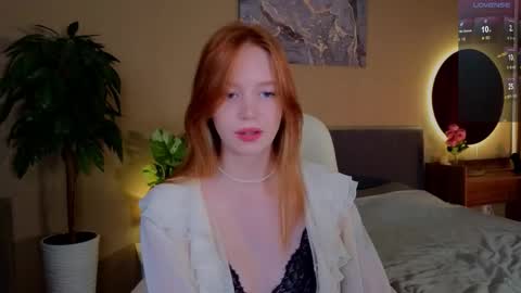 Caro online show from 09-18-25, 02:08