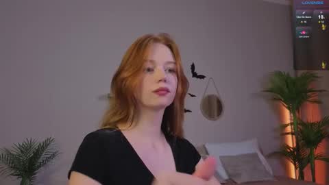 Caro online show from 11-29-25, 02:42