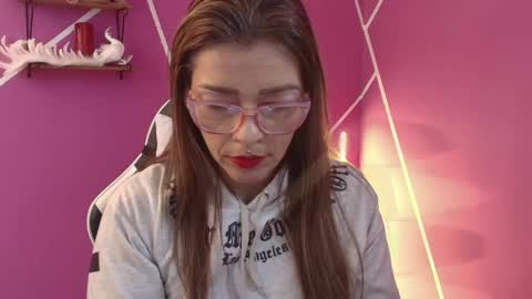 Snapshot of carolmiss_79 chatting on 06-05-26, 12:44 CAROL online show from 06-05-26, 12:44
