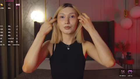 Snapshot of carolreeves chatting on 04-22-26, 04:19 Carol online show from 04-22-26, 04:19