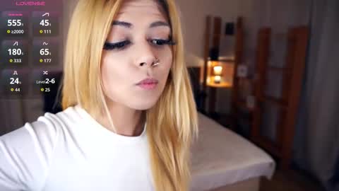 Hello everyone Im Monica Its my first day Were going to have fun together  online show from 09-20-25, 08:32