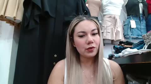 caroo0615 online show from 10-27-25, 11:41