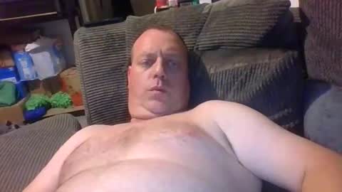 Snapshot of carpman777 chatting on 03-09-26, 08:02 Hereforun online show from 03-09-26, 08:02