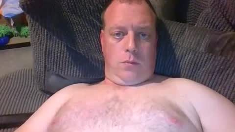 Snapshot of carpman777 chatting on 04-05-26, 06:27 Hereforun online show from 04-05-26, 06:27