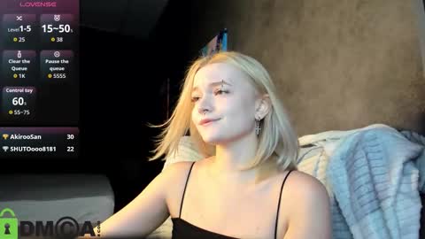 Snapshot of carrie_foster chatting on 09-26-25, 04:22 Carrie foster online show from 09-26-25, 04:22