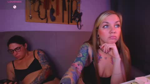 Carrie online show from 04-13-26, 06:57