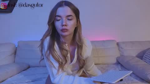 carriebradshawww online show from 02-18-25, 01:43