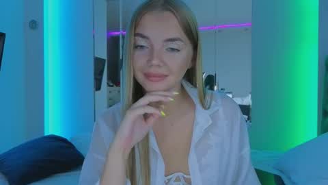 Snapshot of carriebradshawww chatting on 07-17-26, 06:13 carriebradshawww online show from 07-17-26, 06:13