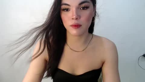 Snapshot of carsongrays chatting on 07-17-26, 06:53 Carson online show from 07-17-26, 06:53