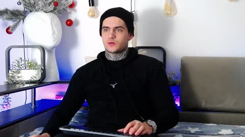 Carter online show from 01-16-25, 07:38