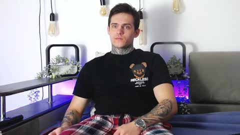 Carter online show from 02-03-25, 07:40