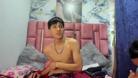 Snapshot of cartyxx chatting on 04-20-26, 01:47 cartyxx online show from 04-20-26, 01:47