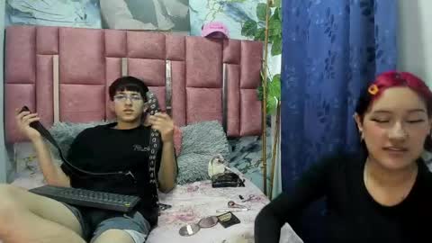 Snapshot of cartyxx chatting on 05-13-26, 12:24 cartyxx online show from 05-13-26, 12:24