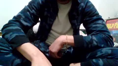 Snapshot of carvelj chatting on 02-19-25, 02:44 carvelj online show from 02-19-25, 02:44