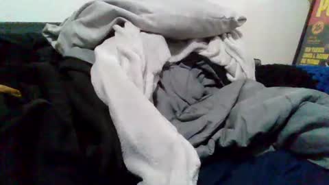 Snapshot of carvelj chatting on 02-23-25, 02:07 carvelj online show from 02-23-25, 02:07
