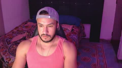      online show from 10-10-25, 04:33