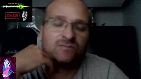 Snapshot of cascadacek chatting on 01-08-25, 04:12 CASCADACEK online show from 01-08-25, 04:12