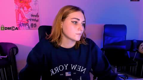 casey_meow_ online show from 12-05-25, 10:02