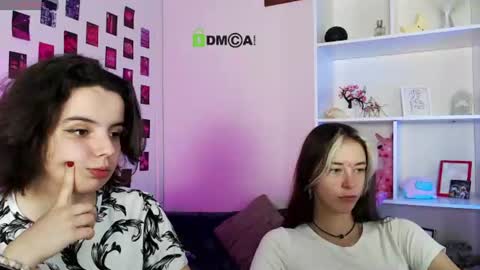 casey_meow_ online show from 06-17-26, 08:39