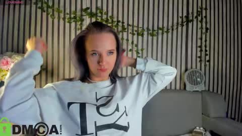 Casey sweeet online show from 11-12-25, 10:26