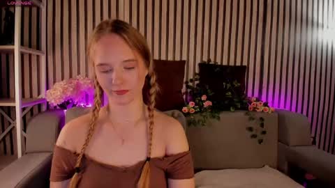 Casey sweeet online show from 05-18-26, 09:15
