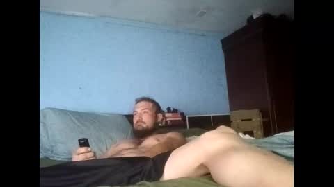 Snapshot of caseyjmcd22 chatting on 05-14-26, 11:28 okiedadd online show from 05-14-26, 11:28