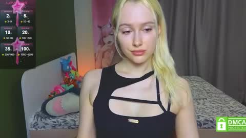 Snapshot of caseylabow chatting on 03-01-26, 04:03 My name is Casey... Nice to meet you I will be happy to have funthumbs up please its important online show from 03-01-26, 04:03