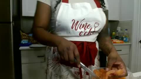 Snapshot of caseywitdacakes chatting on 01-26-25, 03:17 Casey online show from 01-26-25, 03:17