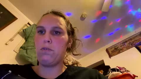 Cash Couple online show from 12-18-25, 01:33