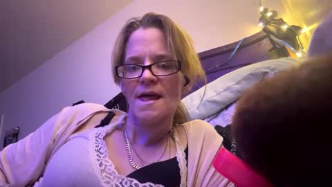 casidy1 online show from 03-02-25, 02:43